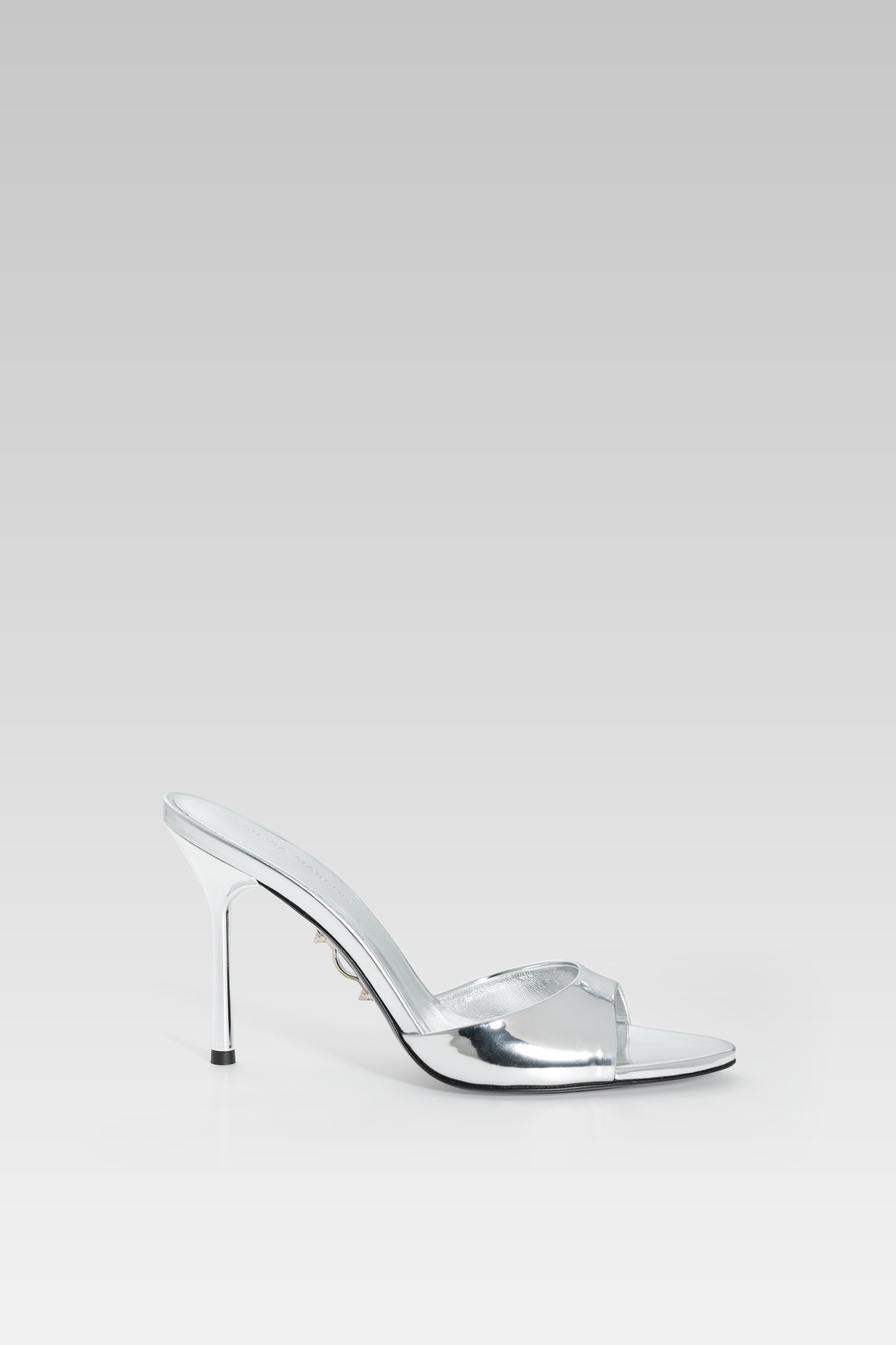 Victoria Sandal Silver Mirror 95 side view without straps, high heel sandals in metallic silver mirror leather by Silvia Marson
